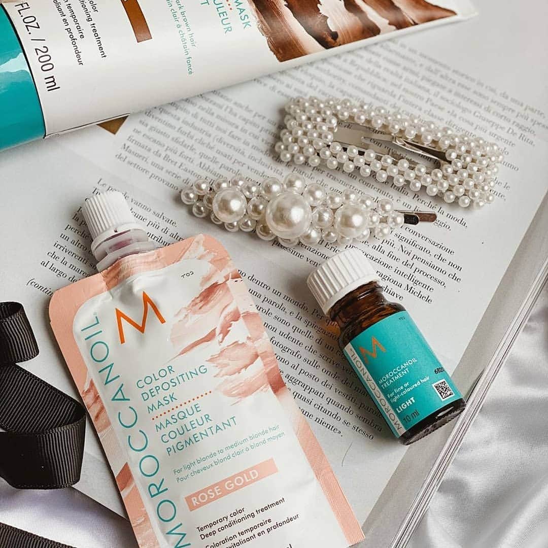 Moroccanoilさんのインスタグラム写真 - (MoroccanoilInstagram)「@iloveandreea’s favorite thing about our Color Depositing Mask is being able to explore different shades without compromise. What is your favorite shade?」1月3日 7時59分 - moroccanoil