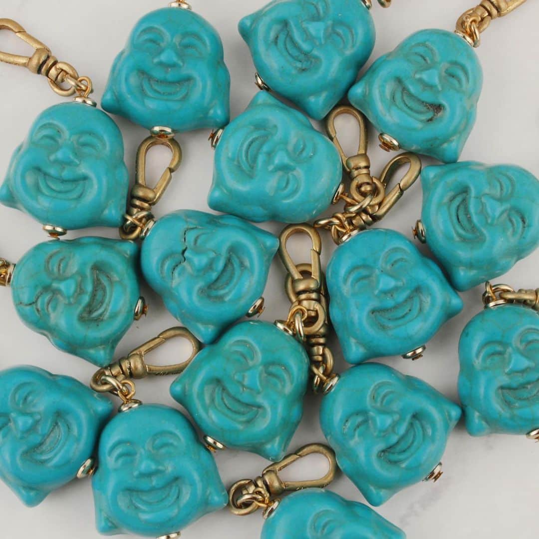 ルル フロストのインスタグラム：「Laughing buddhas are back in stock! You loved him so much we hunted down another strand of these vintage buddha beads for a re-stock. A symbol of happiness and contentment, we can’t think of a better talisman for the new year. #lulufrost #vintagecharms」