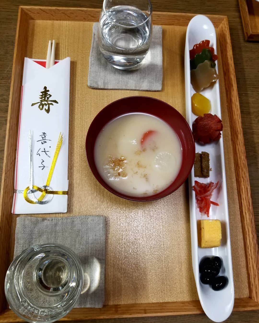 のインスタグラム：「お正月のお膳、好き♥️」