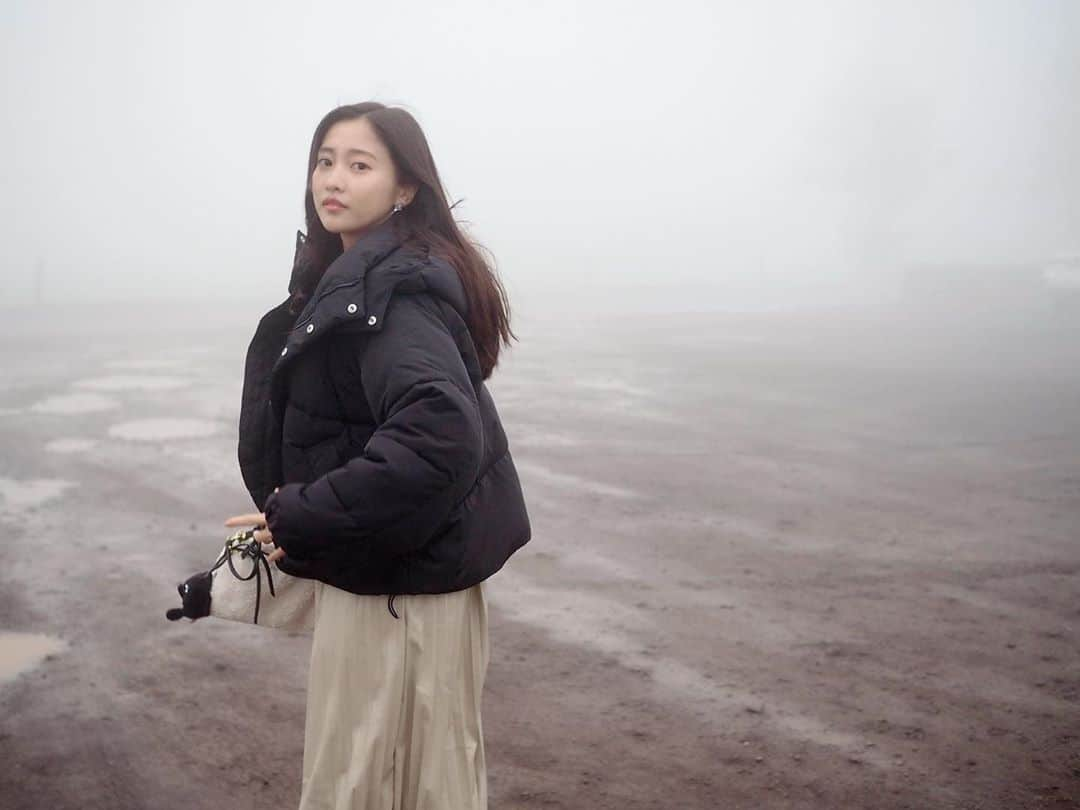 佐野ひなこのインスタグラム：「初めてこんな濃い霧に遭遇！ アイスが絶品だったー♡ . #済州島」