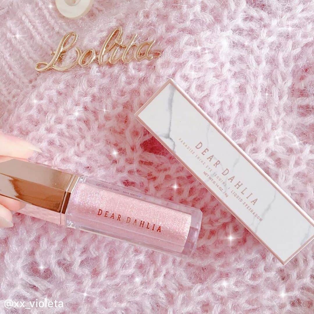のインスタグラム：「#repost  credit: @xx_violeta... . DEAR DAHLIAがすきすぎて museも買ってしまった♥ .  ほんとうに最高にかわいい .  #deardahlia #ディアダリア #화장품 #아이섀도우 #pinkgram」