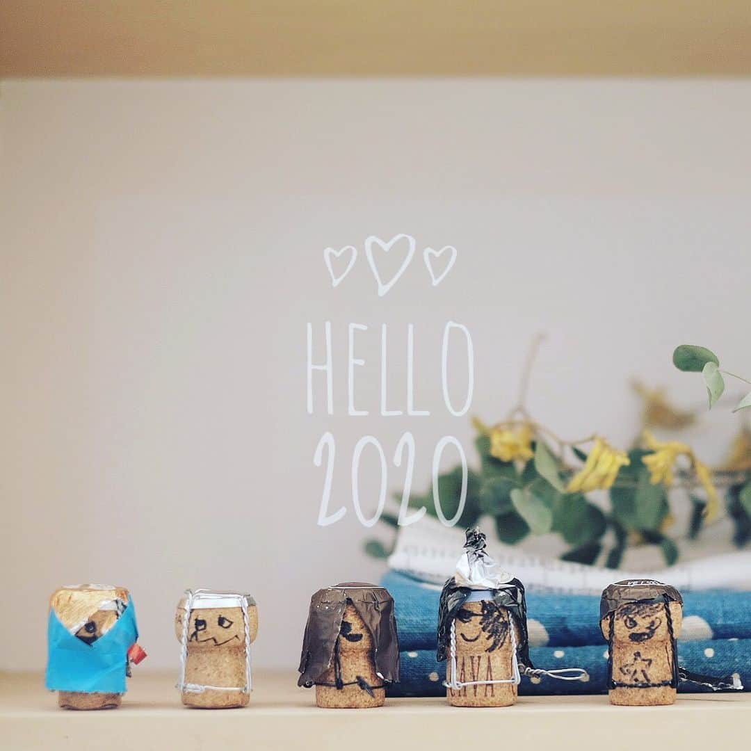 masa_sunのインスタグラム：「😊😁😄😆😀 . . HELLO 2020 . . 新年明けましておめでとうございます . . . みなさまにとって 幸多き年になりますように . . 今年もゆるりと よろしくお願いいたします^^;笑 .」