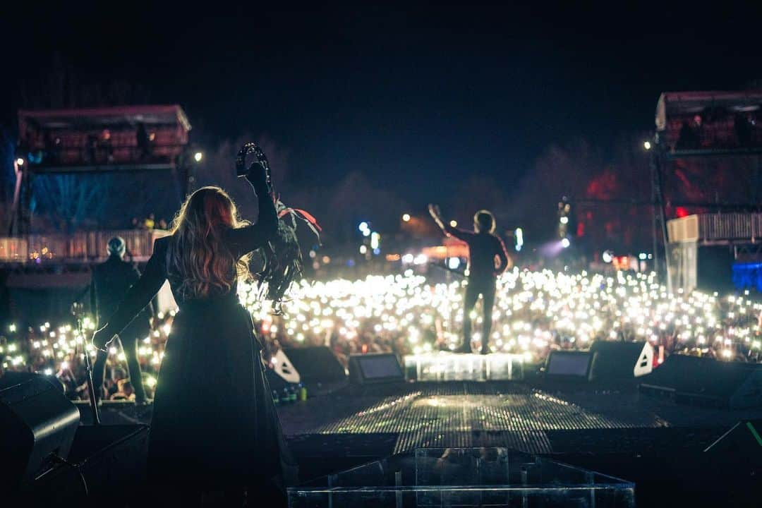 キース・アーバンさんのインスタグラム写真 - (キース・アーバンInstagram)「🎸 #NashvilleNYE #tbt」1月3日 11時29分 - keithurban