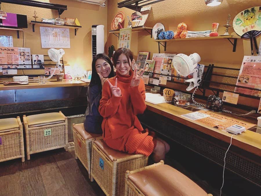 内木志のインスタグラム：「ミユさんとカフェ行って 初詣行って⛩ 足湯マッサージ💆‍♀️行って 充実した日を過ごしました💕 お久しぶりだったけど、安心感のあるほのぼのした雰囲気で凄く接しやすい(ロバートさんのネタ)みたいな感じでした🐊💕 また遊んで下さい❣️ #足湯 #マッサージ #amiuuwink」