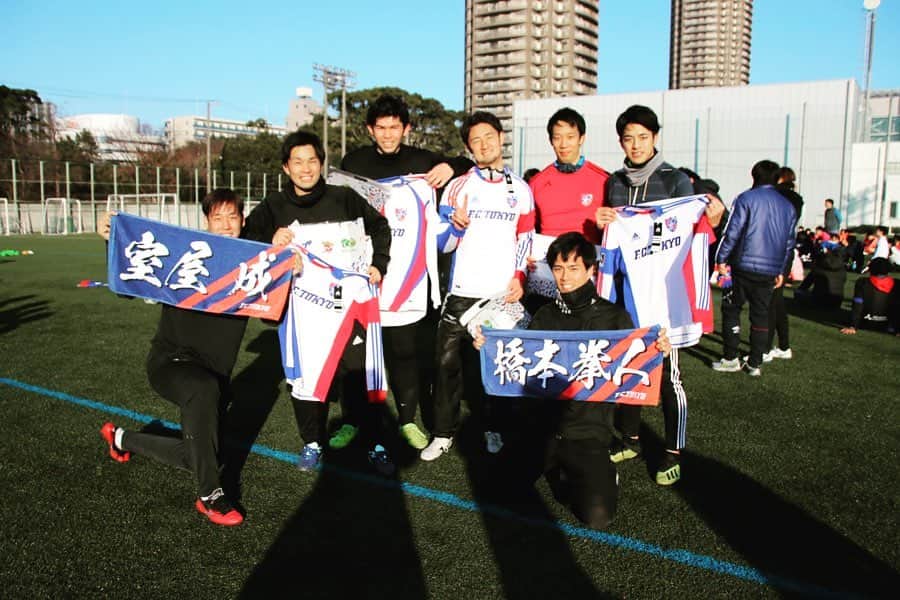 岩田卓也のインスタグラム：「FC東京ユース初蹴り！ また準優勝。来年こそは！」