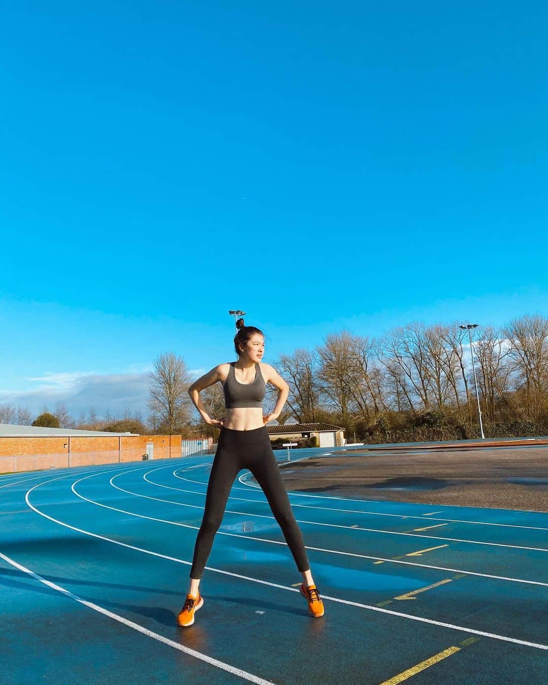 香華（KOuKA）のインスタグラム：「2020 looks good from here 💥💪 #koukatravels」