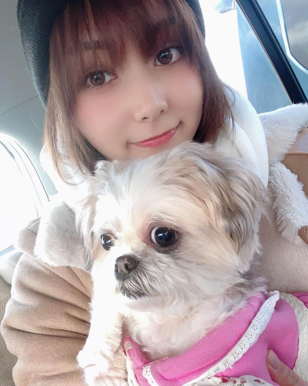 のインスタグラム：「実家でのんびりできてHAPPYでした💓 昨年度お世話になった皆様ありがとうございました！ 今年は喪中のため新年のご挨拶は控えさせていただきました🙇‍♀️ 2020年も引き続き宜しくお願いします🙇‍♀️✨ #仙台#地元LOVE#大好き#帰省」
