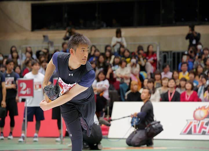 日本テレビ「バトルスタジアム」さんのインスタグラム写真 - (日本テレビ「バトルスタジアム」Instagram)「. . 今日、1月3日の24:45〜は、 『バトルスタジアム』事前番組の放送！(※関西ローカル) . 本日放送分の出演者は、 #阪神 #能見篤史 選手& #近本光司 選手のお2人！ .  今回のバトスタ最年長出場の能見選手は『投』に出場！ 熟練の投球にも注目です。 『技』に出場のルーキー・近本選手は、 トークやバッティングシミュレーションにも出演します！ . 事前番組もお見逃しなく！ 今回のバトスタは、2020年1月4日(土)午後2時から！ . #バトルスタジアム #バトスタ #プロ野球 #1月4日放送 #阪神タイガース」1月3日 13時45分 - choproultra