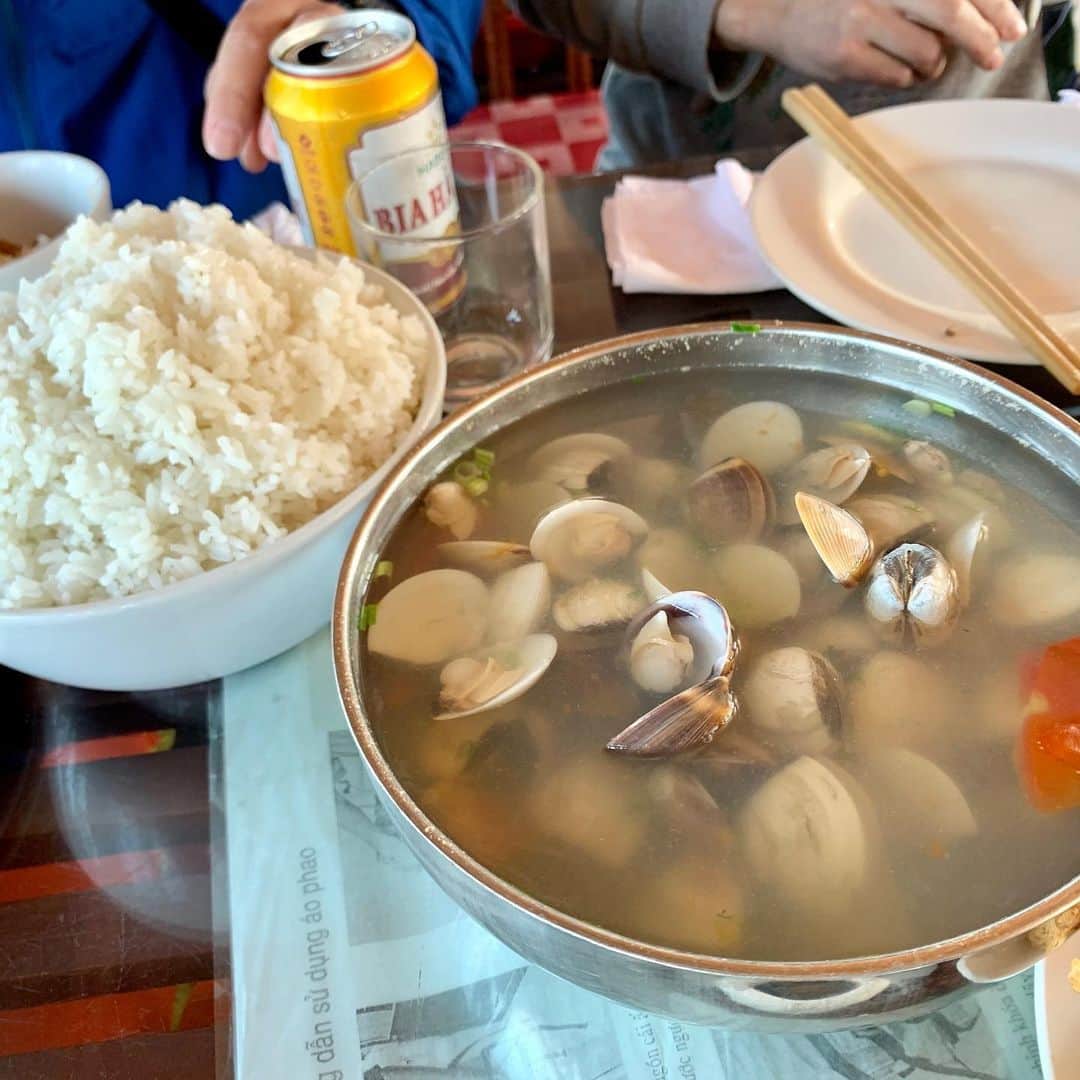 高嶋政宏さんのインスタグラム写真 - (高嶋政宏Instagram)「海鮮❗️ 旨すぎ‼️ #masahirotakashima #seafood #halongbay #vietnam」1月3日 15時42分 - starless1029