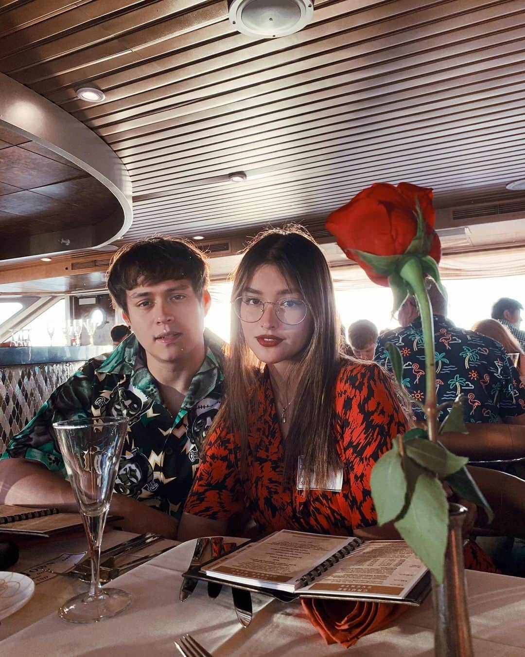 リザ・ソベラーノさんのインスタグラム写真 - (リザ・ソベラーノInstagram)「Fave travel buddy forever 🥀」1月3日 15時50分 - lizasoberano