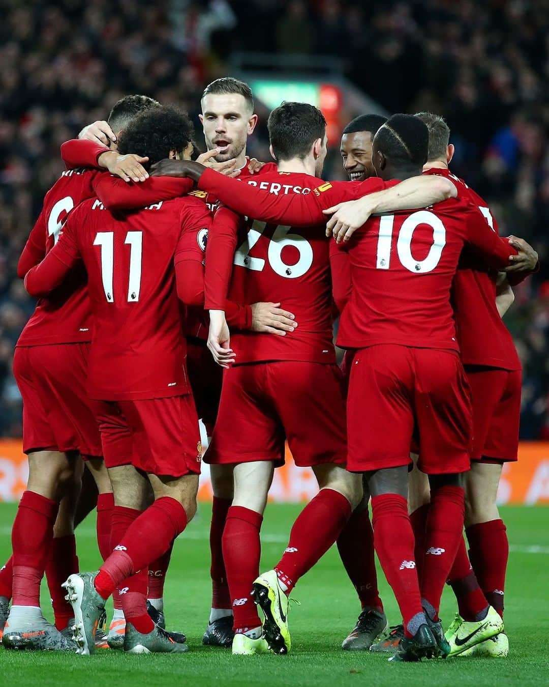 リヴァプールFCさんのインスタグラム写真 - (リヴァプールFCInstagram)「Good morning, Reds 😁🔴 #LFC #LiverpoolFC #Liverpool #LIVSHU #Anfield #PremierLeague」1月3日 16時08分 - liverpoolfc