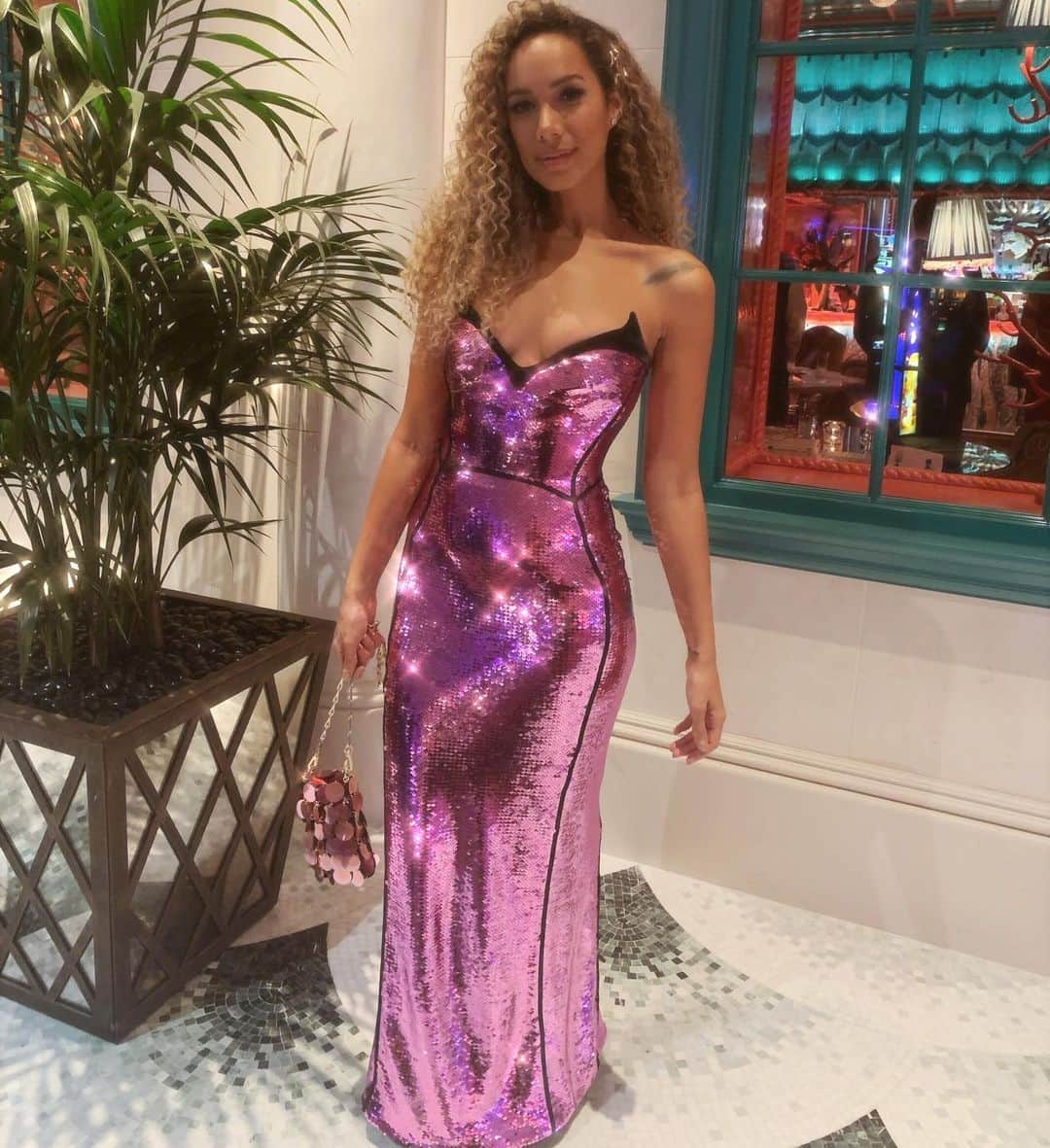 レオナ・ルイスのインスタグラム：「🧜🏾‍♀️」