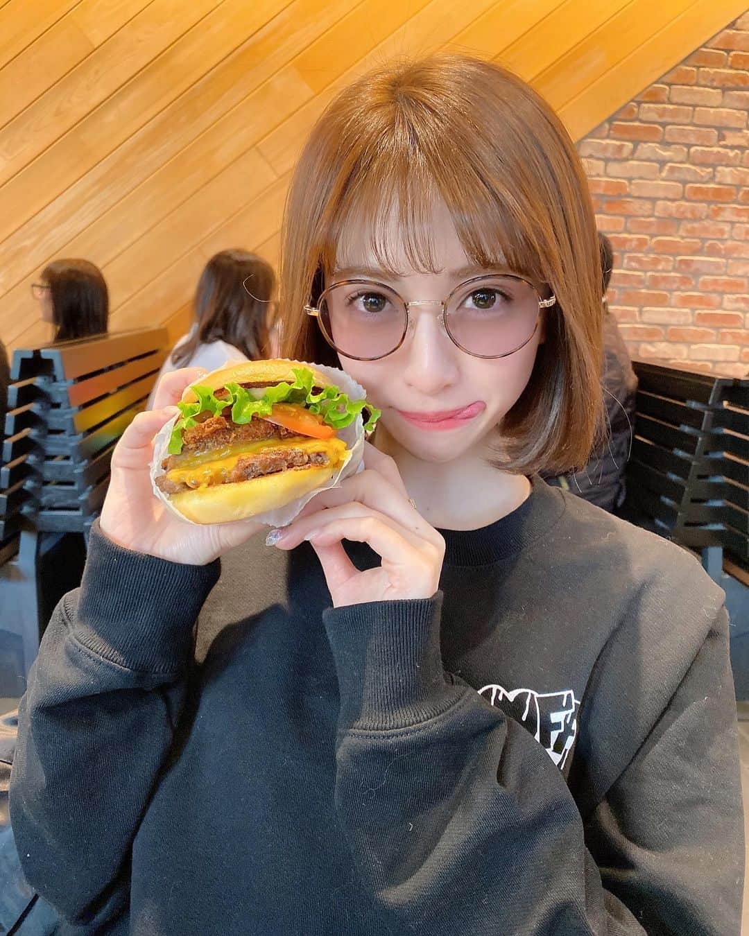 新部宏美のグルメインスタ