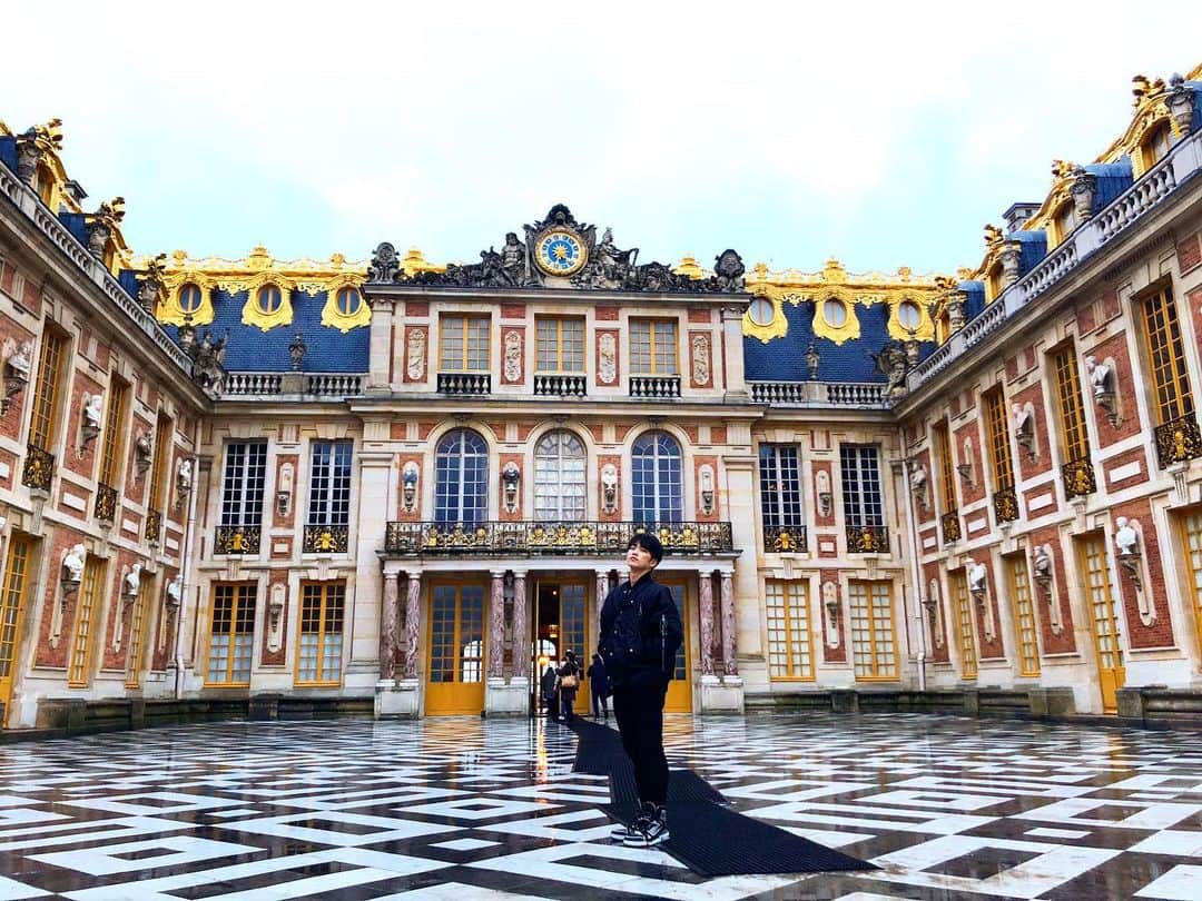 KENZO さんのインスタグラム写真 - (KENZO Instagram)「Palais de Versailles🇫🇷 ヴェルサイユ宮殿🇫🇷 #ルイ14世 #PalaisdeVersailles #ヴェルサイユ宮殿 #france #絶対王政」1月3日 17時25分 - dapump.kenzo