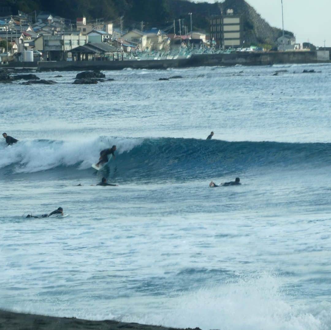 Isseki Nagaeさんのインスタグラム写真 - (Isseki NagaeInstagram)「Last day  Surfer unknown  #surfing #surfinglife #beach #beachlife #morningbeach」1月3日 17時26分 - isseki_nagae