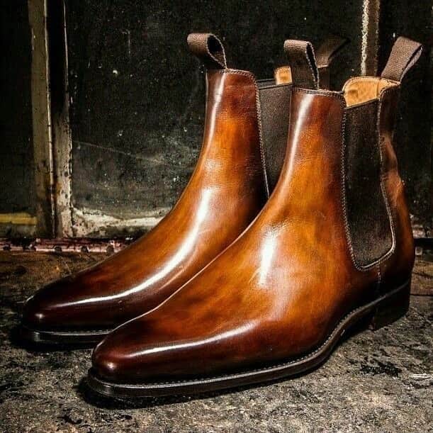 チョ・テグァンのインスタグラム：「맙소사. ‘ . 챡 #shoeporn」