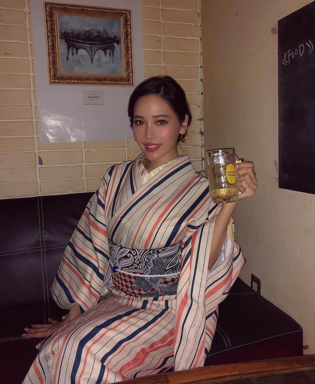 酒井麻里（Juri）のグルメインスタ