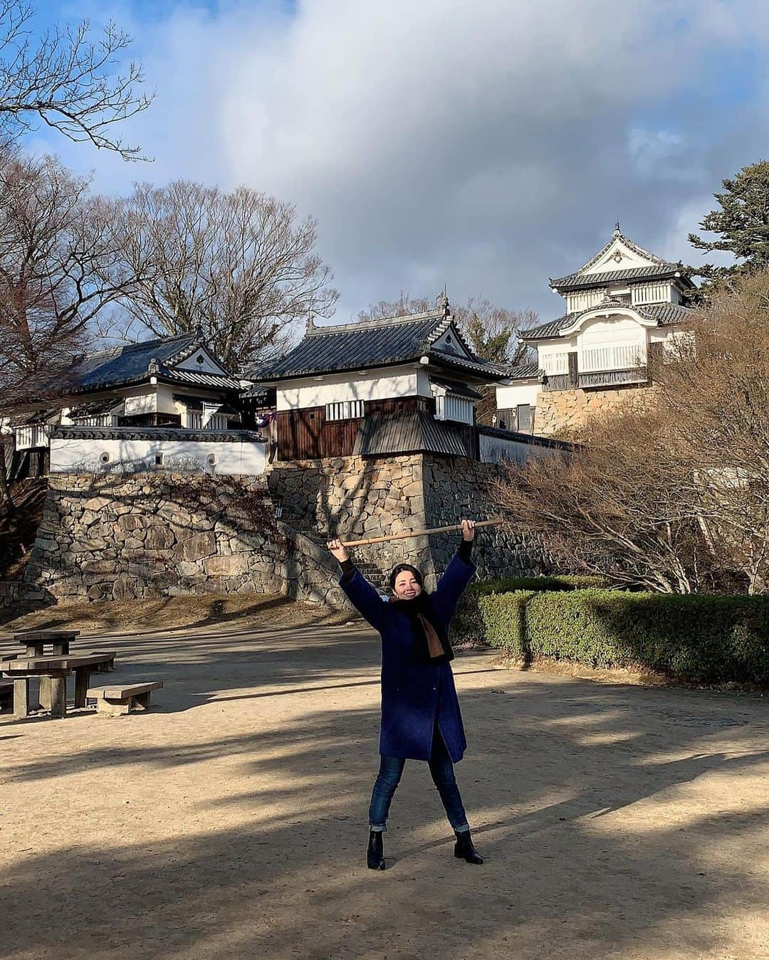 日下裕江さんのインスタグラム写真 - (日下裕江Instagram)「お正月の実家帰省は 甥っ子達と沢山色んなところに行って遊んで楽しかった🎶  沢山甥っ子達に癒されました✨  充電チャージ完了🔋⚡️ お陰で2020年も頑張れそう🔥  #備中松山城 #甥っ子との時間 #笑顔になる #癒された #充電完了 #実家帰省 #甥っ子 #nephew #登山 #雲海に浮かぶ城」1月3日 18時28分 - hiroe___h