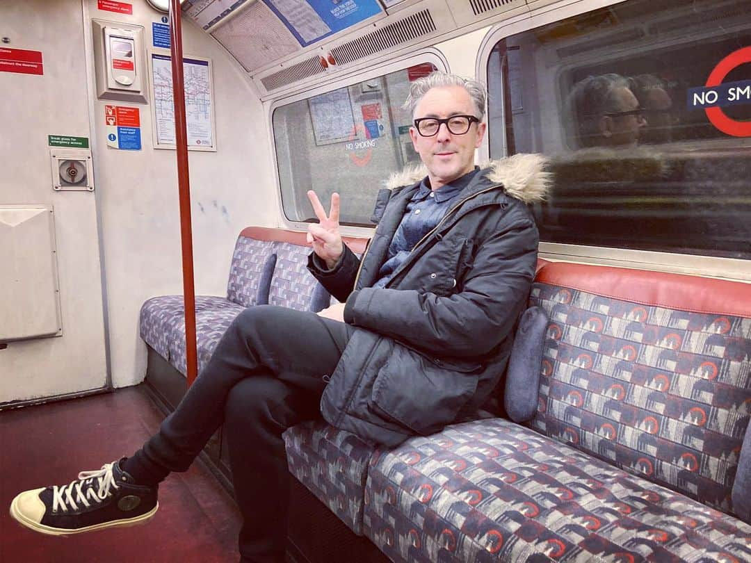 アラン・カミングさんのインスタグラム写真 - (アラン・カミングInstagram)「Staking our my spot for when we all have to go down into the underground as the bombs drop. I know, but really. Whatever happened to non-intervention?」1月3日 19時00分 - alancummingreally