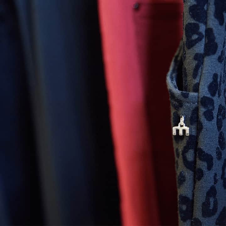 のインスタグラム：「#SneakPeek Shades and patterns of the new AW20 Collection! #MetIsBack #tb #Milan #Presentation」