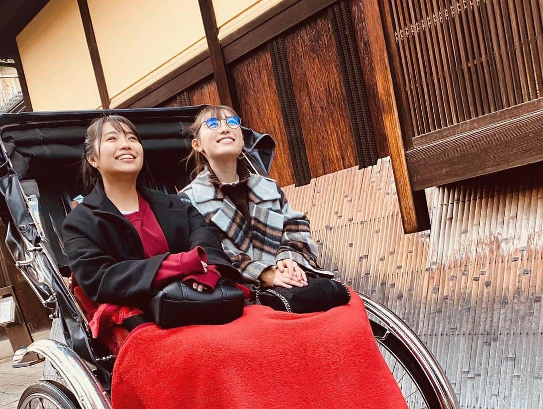 大原優乃さんのインスタグラム写真 - (大原優乃Instagram)「年末年始は はるちゃんと2人で京都旅行へ☺︎ ㅤㅤㅤㅤㅤㅤㅤㅤㅤㅤㅤㅤㅤ 美味しいものを食べながら 今年をどんな1年にするか2人で話したり。 自分を見つめ直せる とても有意義な時間を過ごせた旅でした✨ ㅤㅤㅤㅤㅤㅤㅤㅤㅤㅤㅤㅤㅤ はるちゃんありがとう♡ 今年も一緒にいっぱい笑い合おうね。 #福原遥 ちゃん」1月3日 20時17分 - yuno_ohara