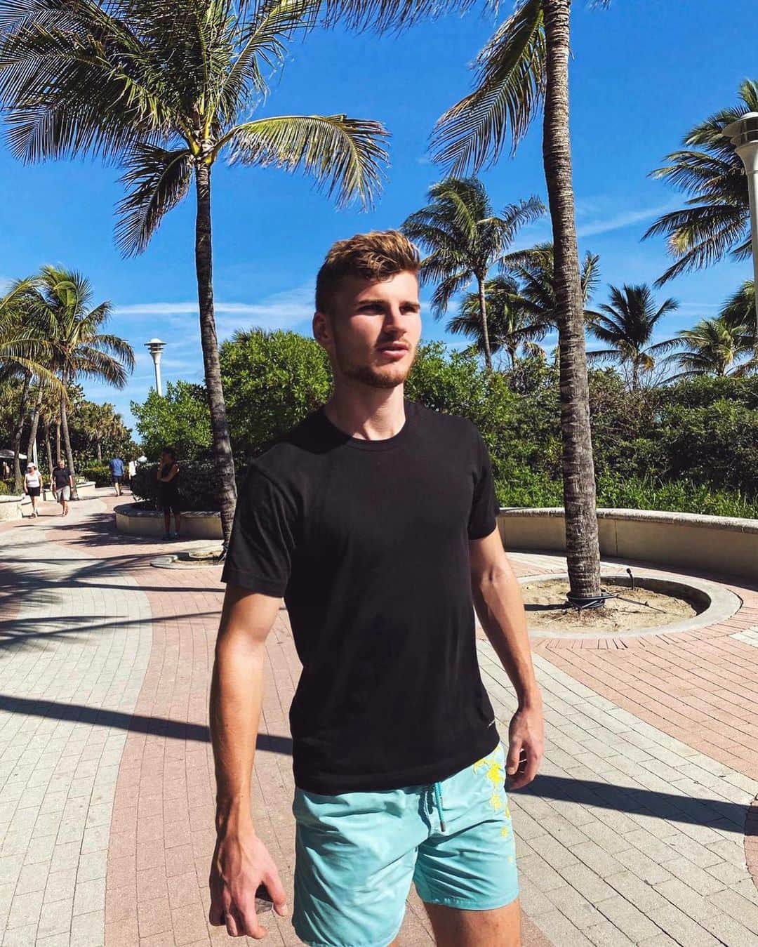 ティモ・ヴェルナーのインスタグラム：「☀️🔋」