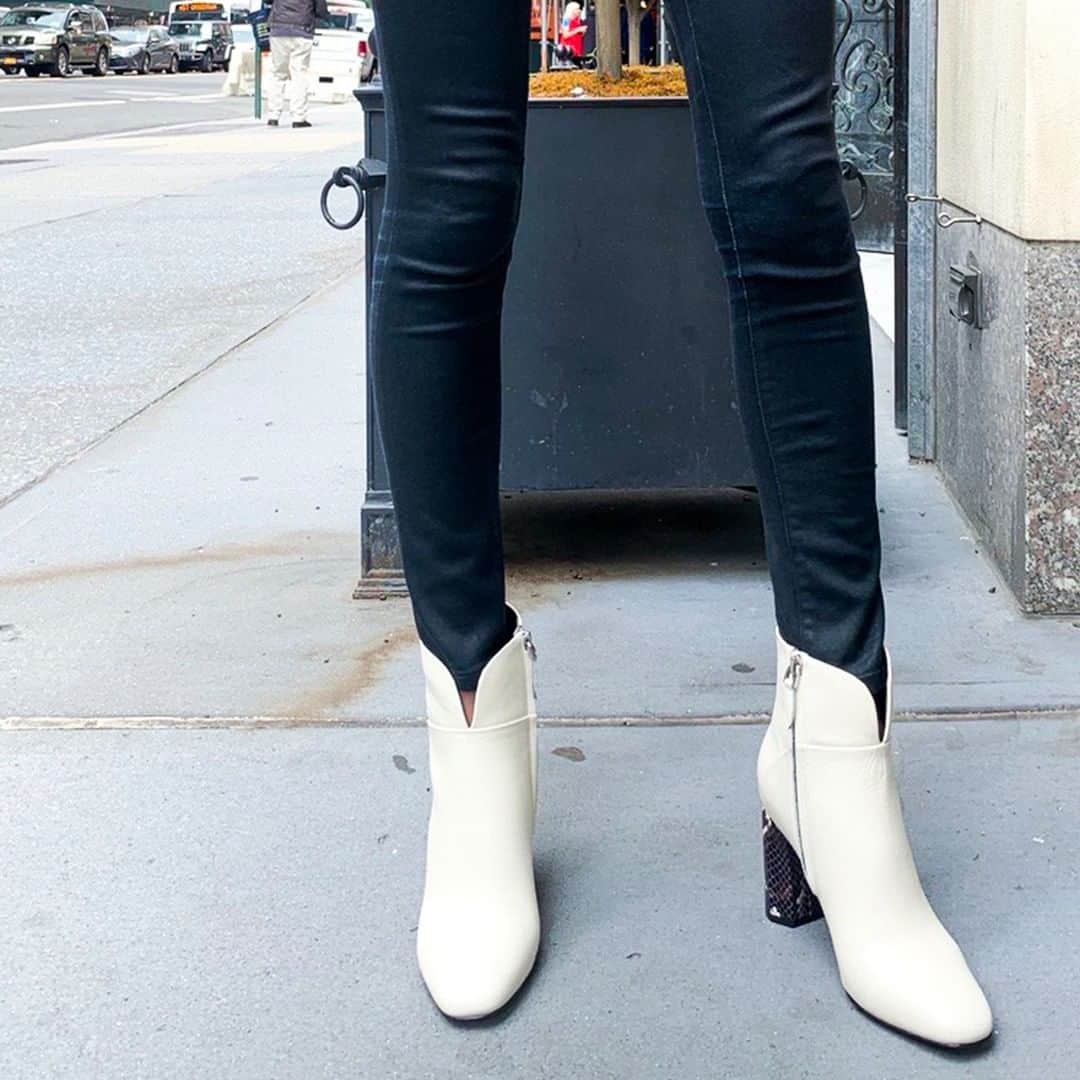 シガーソンモリソンのインスタグラム：「Clean slate [Shoe: Beatrice] #SigersonMorrison // @zappos」