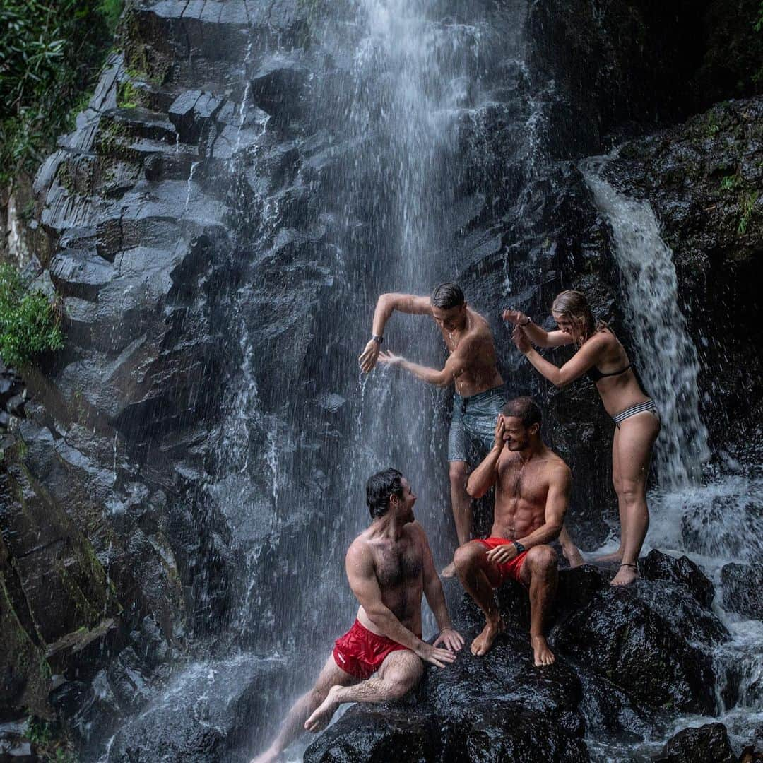 ニューヨーク・タイムズさんのインスタグラム写真 - (ニューヨーク・タイムズInstagram)「The island of Réunion is a hiker’s paradise, not a surfer’s. The coast of this former French colony 400 miles off Madagascar might seem like the ideal spot for a beach vacation, but shark-plagued waters keep tourists landlocked. Since 2011, the small island has been the site of 1 out of every 3 fatal shark attacks on the planet. Réunion’s tourism office has worked to rebrand the place long thought of as France’s Hawaii as a destination for hiking, camping and ecotourism. Tap the link in our bio to read more about the island and its history, and some tips if you plan on traveling there. @gulshanii took these photos.」1月4日 7時20分 - nytimes