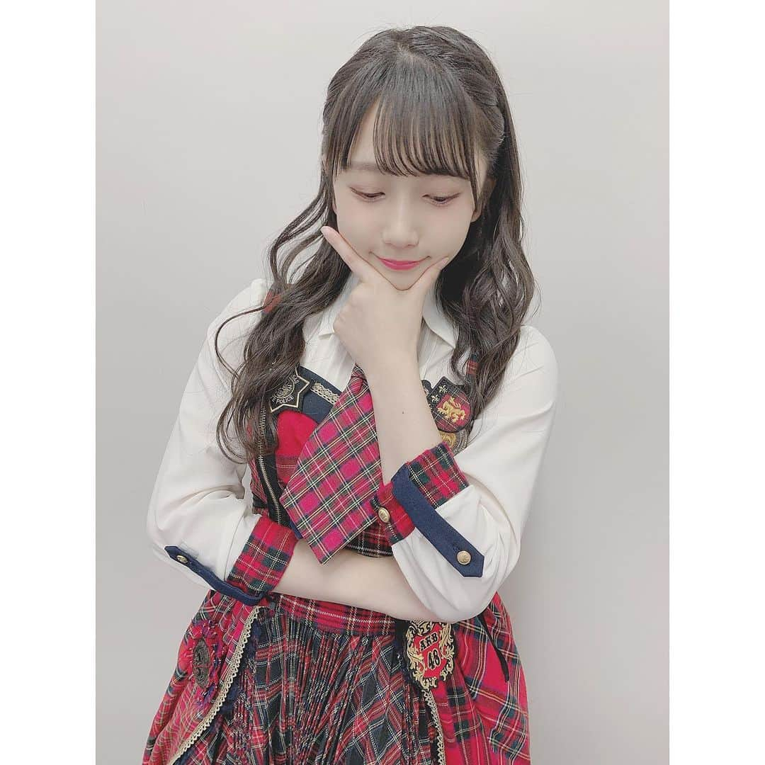 鈴木くるみさんのインスタグラム写真 - (鈴木くるみInstagram)「今日は #npp2020 でした💓💞 2020年初のステージめっちゃ楽しかった😁 今年もたくさんステージに立って盛り上げられるように頑張ります(≧o≦)↑↑💪 この衣装大好き⍤⃝♡\♥︎/ 本当に可愛い( ´,,•ω•,,`)♡ 大好き😊💘 #akb48 #ステージ #楽しかった #るんるん #衣装 #大好き #可愛い #赤チェック #あみこみアレンジ」1月3日 22時48分 - kurumi_akb48