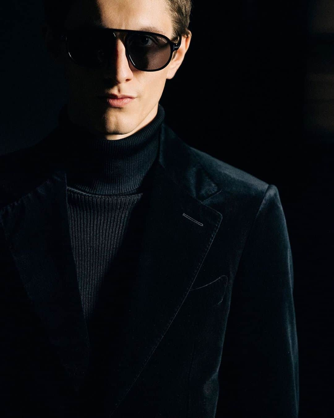 トムフォードさんのインスタグラム写真 - (トムフォードInstagram)「A sleek and polished look for him. #TOMFORD」1月3日 23時31分 - tomford