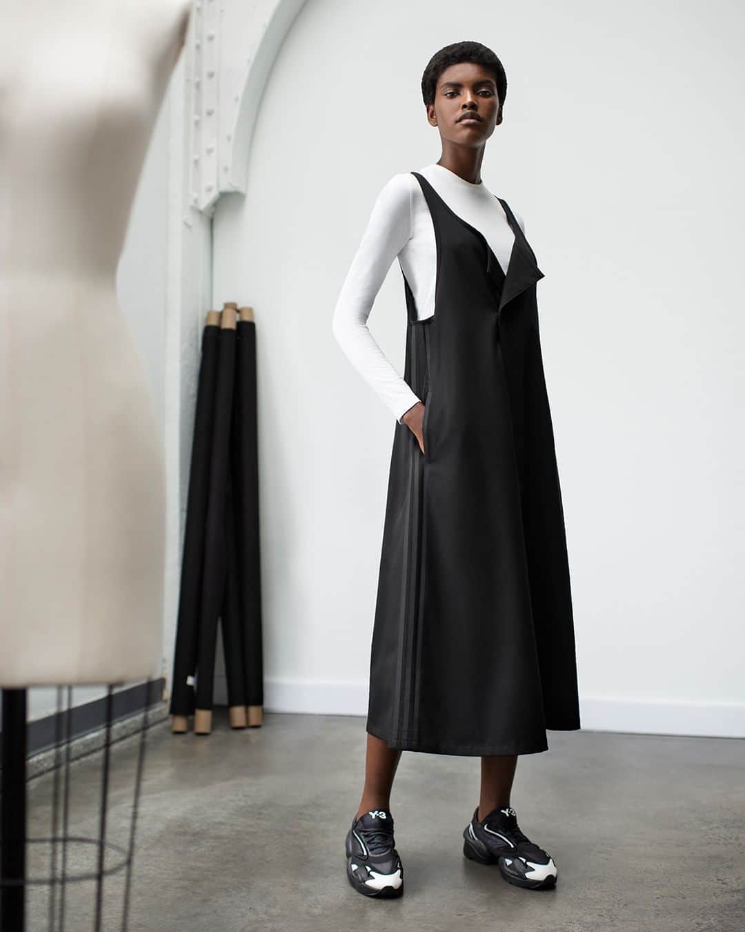 ワイスリーのインスタグラム：「Y-3 Craft Woven Dress, Y-3 Front Logo Long Sleeve Tee and Y-3 REN. Y-3 Spring/Summer 2020. --- #adidas #Y3 #YohjiYamamoto  Discover the collection at http://adidas.com/y-3」