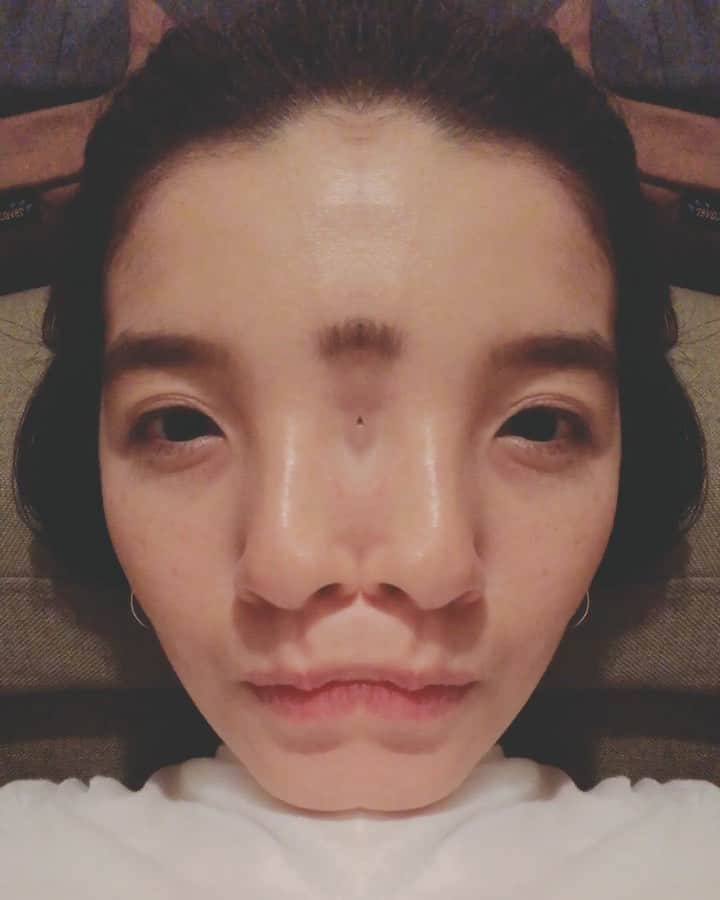 のインスタグラム：「明けましておめでとうございます㊗️ 昨年もたくさんの方にお世話になり、とても感謝しています。 今年もどうぞよろしくね🎊 2020年、皆様にとって幸多き年になります🍀ように✨✨✨」
