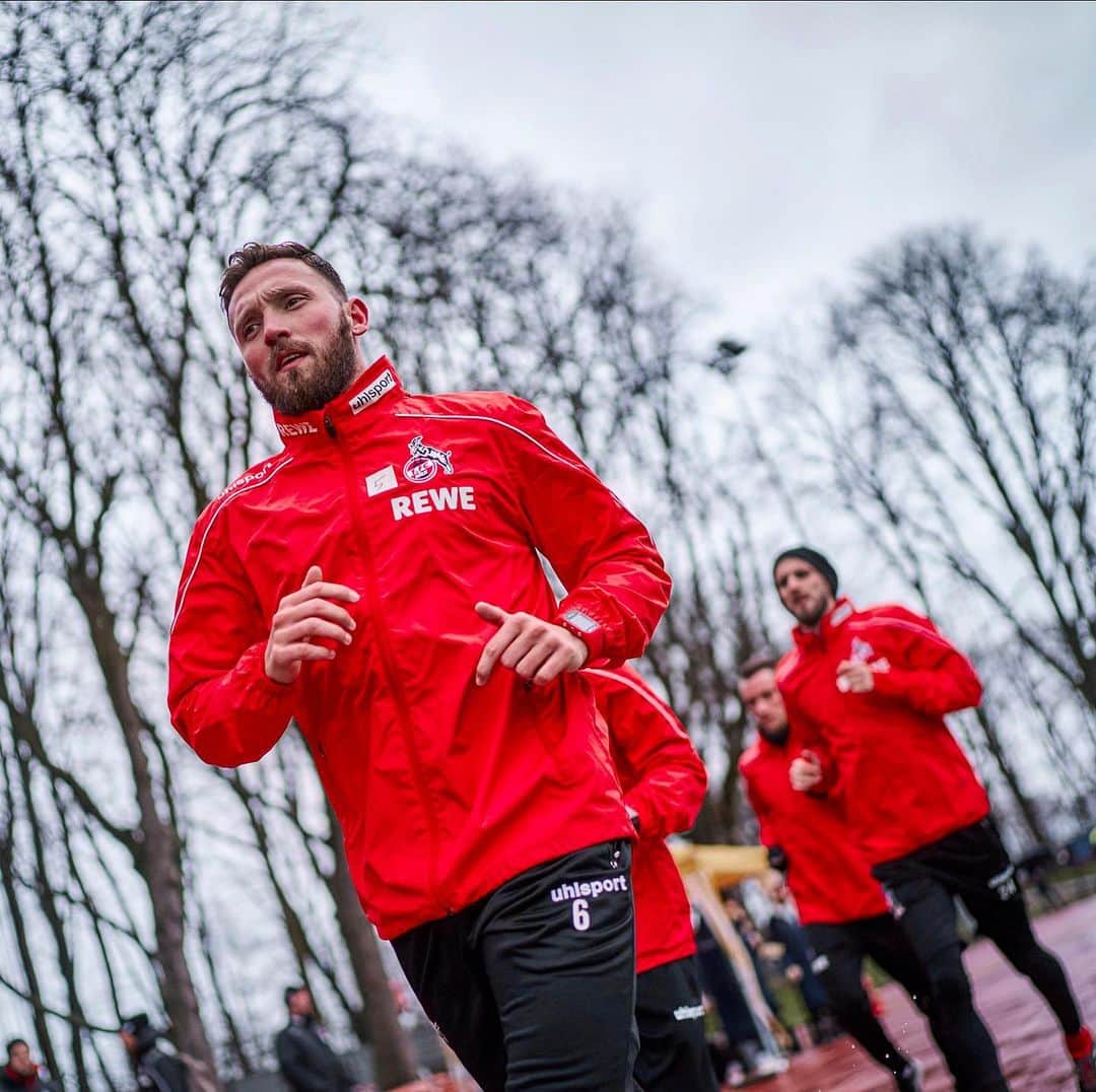 マルコ・ヘーガーのインスタグラム：「First training #2020 🐐 @fckoeln  #training #effzeh #winter #preseason #fc #köln #mh6 #liebedeinestadt #positivevibes #blessed」
