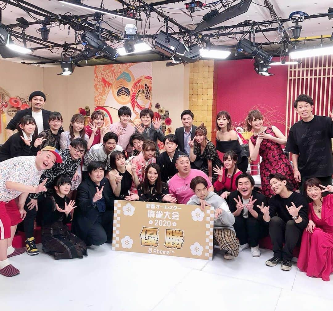 椿姫彩菜のインスタグラム：「#オールスター麻雀大会 見てくださった皆さまありがとうございました！ 去年に続き決勝にいくことができましたー！！ トータルテンボス大村さん、山本ひかるちゃんありがとう💓今年から地上波つきにグレードアップした番組！来年はどんなパワーアップがあるのかな・・・？！ やっぱりお正月は麻雀ですね！」