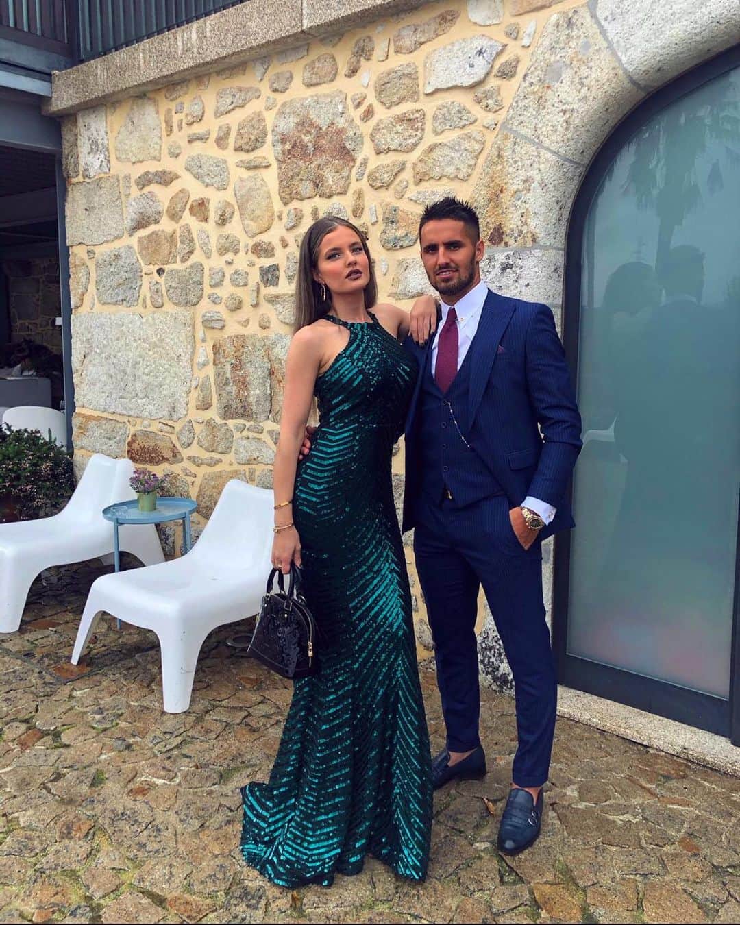 ウーゴ・ヴィエイラのインスタグラム：「Happy birthday my love Srecan rodjendan ljubavi Feliz aniversário mi amor 🎉❤️😘🙏」