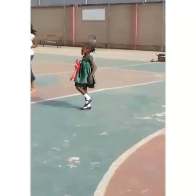 ベロニカ・ベガのインスタグラム：「This made my day 🙏🏽💕」