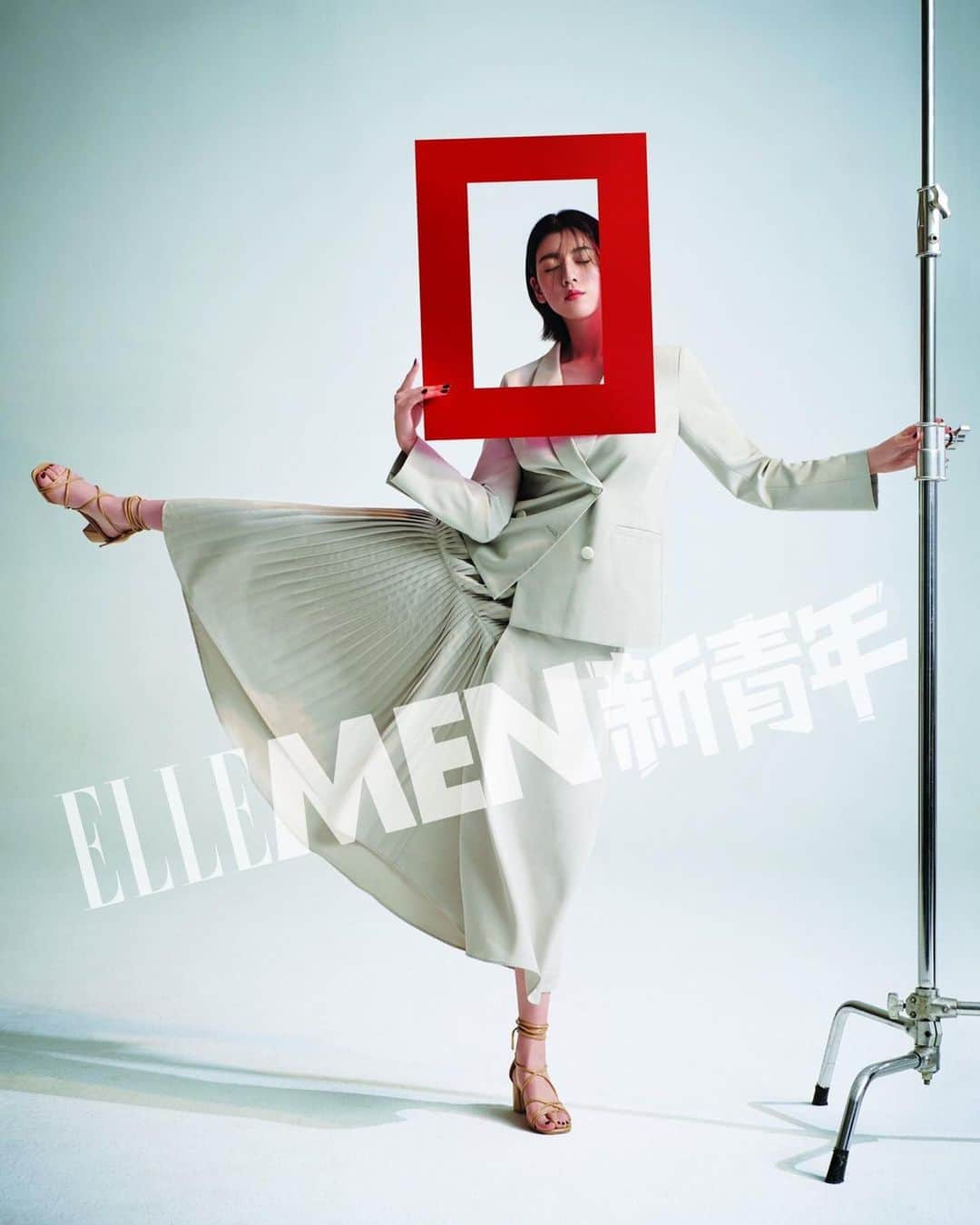 三吉彩花さんのインスタグラム写真 - (三吉彩花Instagram)「@ellemenfresh  表現することの楽しさ素晴らしさ。」1月4日 15時46分 - miyoshi.aa