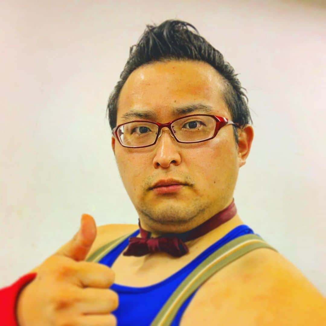 ゴンゾーさんのインスタグラム写真 - (ゴンゾーInstagram)「I play tambourine in B-LEAGUE is pro basketball league in Japan. #AGT #BGT #gonzotambourine」1月4日 16時38分 - gonzotambourine