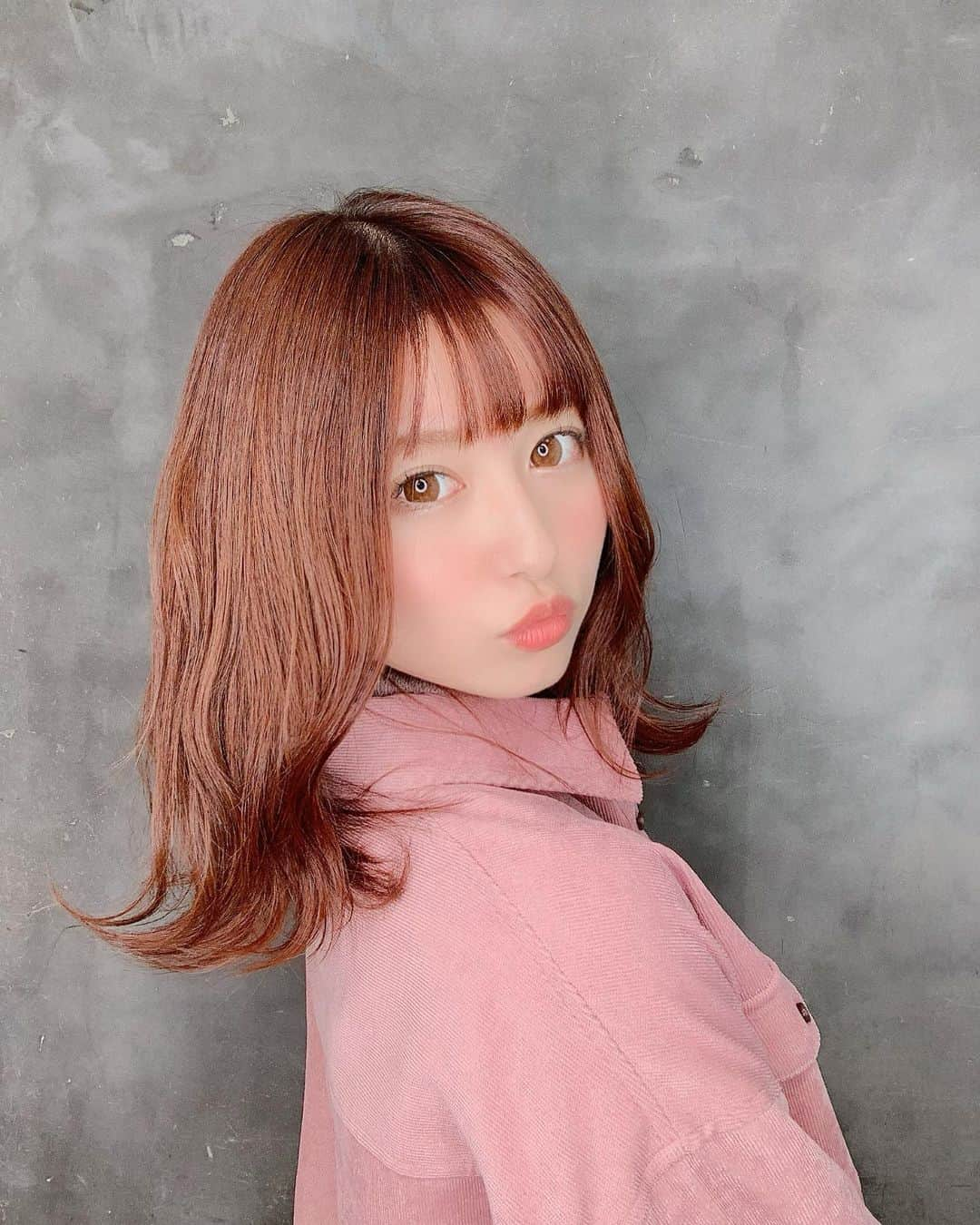 成瀬心美さんのインスタグラム写真 - (成瀬心美Instagram)「💇‍♀️ . . RISELはじめ！ . . #今年も #ずーっと #お世話になります #hairsalon #haircolor #hairstyle」1月4日 16時47分 - coco3ndazo