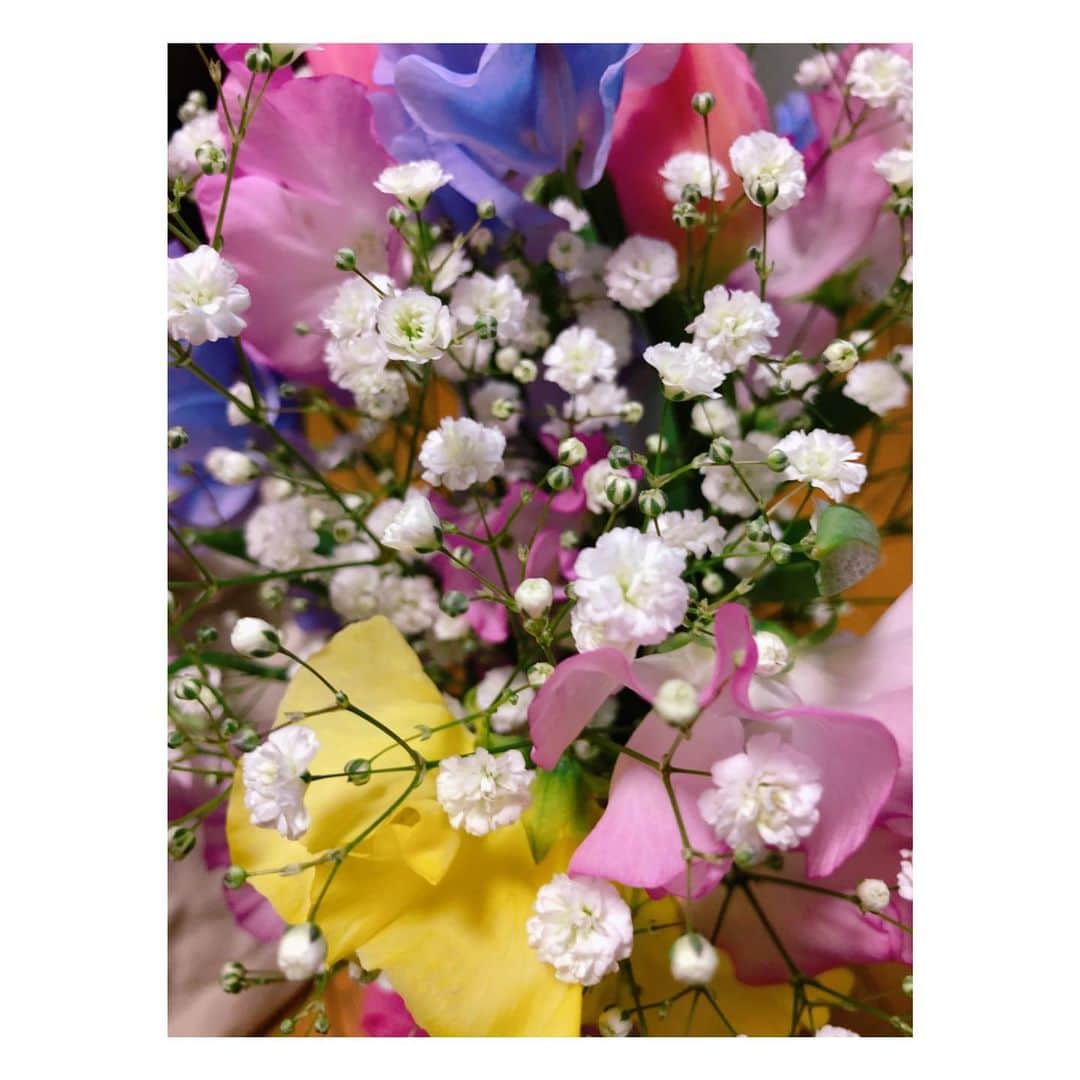 理絵さんのインスタグラム写真 - (理絵Instagram)「💐💐💐 .  #flowers #flower #꽃 #fiore #花」1月4日 9時07分 - ____rie____