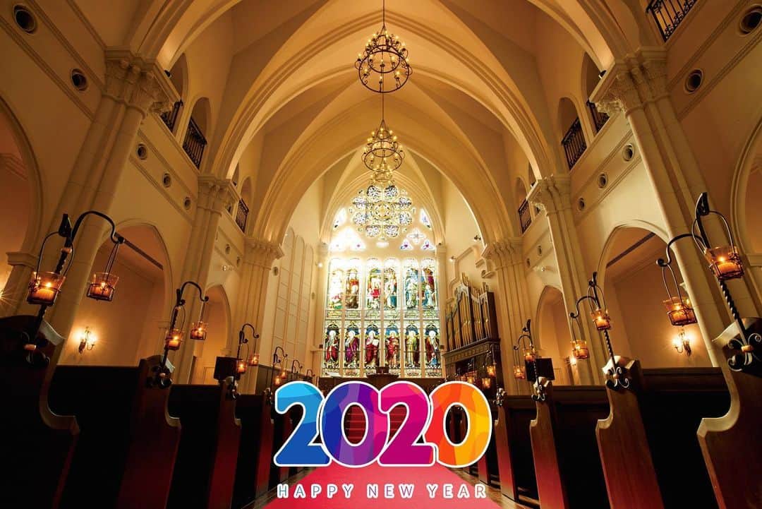 神戸セントモルガン教会さんのインスタグラム写真 - (神戸セントモルガン教会Instagram)「【2020年　新年のご挨拶】  明けましておめでとうございます。  昨年は沢山のお客様のご結婚式を お手伝いさせて頂き 誠に有難うございました。 2020年も多くの笑顔が 神戸セントモルガン教会でうまれます様、 スタッフ一同、心を込めて 幸せのお手伝いに力を尽くして参ります。 本年もどうぞ宜しくお願い致します。  新春Bridal Fairも随時ご予約受付中です☆彡 ---------------------------------------------- ＊ご見学ご予約はコチラより＊ https://morgan.tagaya.co.jp/fair/ ---------------------------------------------- 皆様にとって2020年もHAPPYな1年となりますように…☆ 神戸セントモルガン教会　スタッフ一同」1月4日 9時51分 - kobe_st.morgan_church