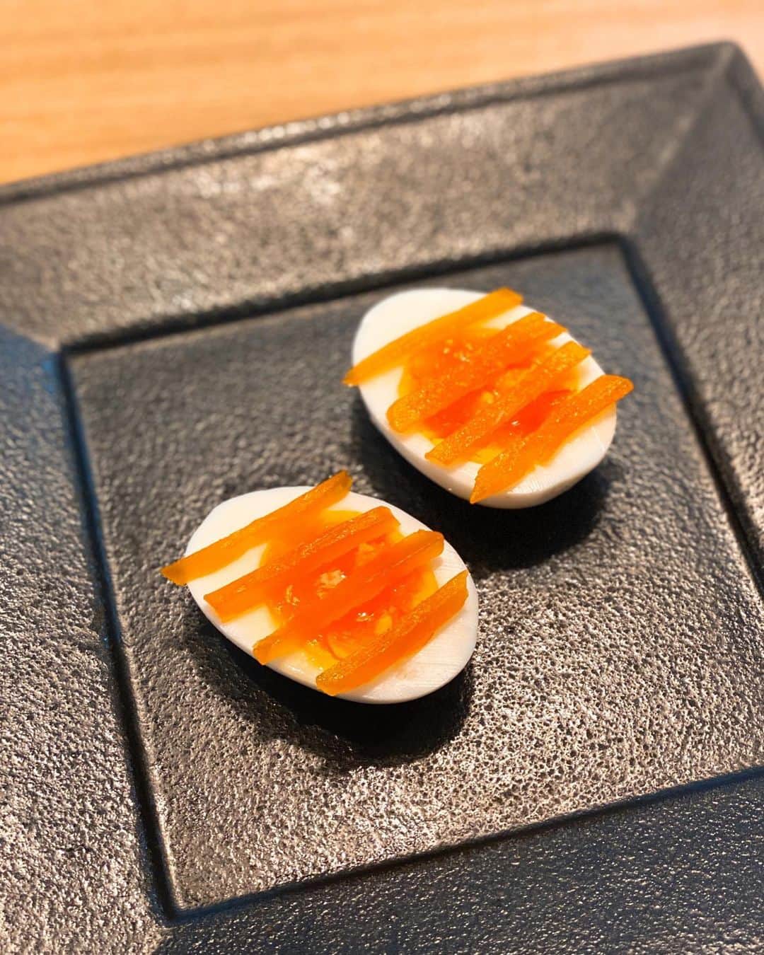 秋山具義さんのインスタグラム写真 - (秋山具義Instagram)「カラスミ茹で卵、美味し〜！」1月4日 10時00分 - gugitter