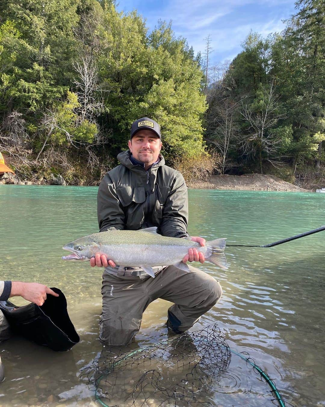 ジャネル・パリッシュさんのインスタグラム写真 - (ジャネル・パリッシュInstagram)「After two back to back fishing trips on the beautiful Chetco River, here are our precious catches: Chet, Dave and Charlie. Chet made the ultimate sacrifice and went back to Mother Nature. Dave was given to the local Fish and Game to help increase wild Steelhead populations. And Charlie was released back into the wild river to see another day!」1月4日 11時23分 - janelparrish