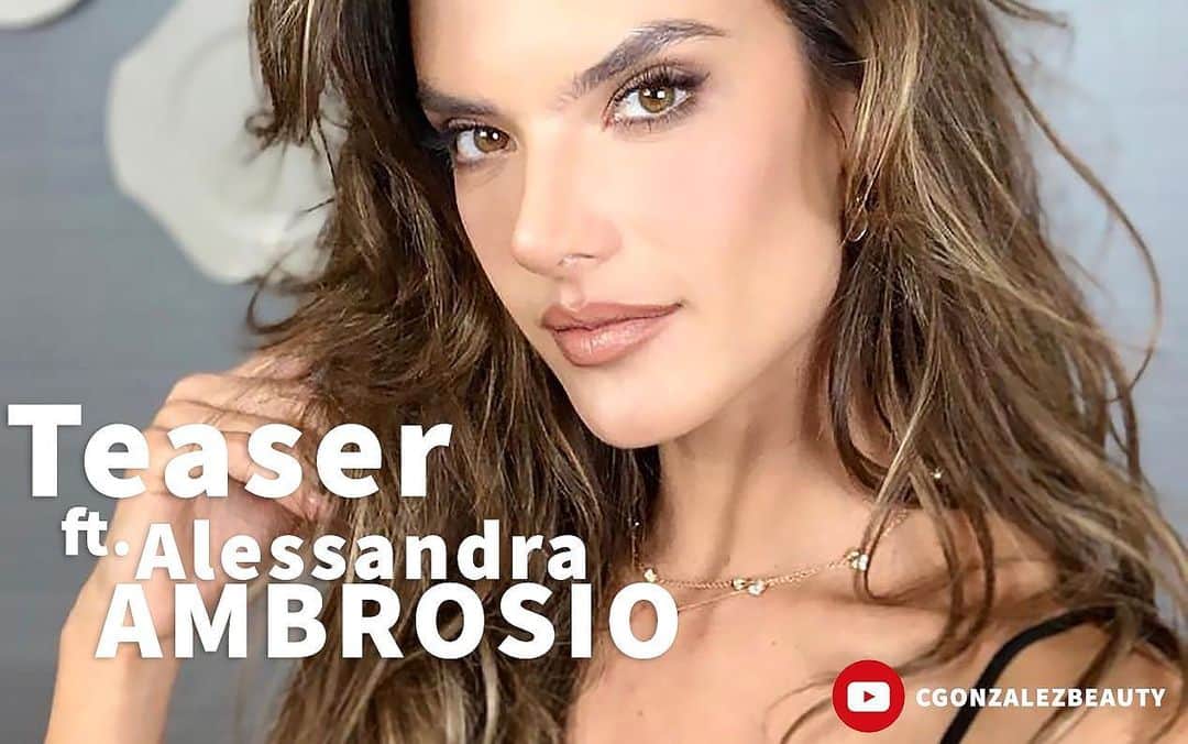 Carolina Gonzalezさんのインスタグラム写真 - (Carolina GonzalezInstagram)「It’s finally here! You guys asked for it!!! I’m excited to share with you all a #Teaser of my 1st @youtube #makeup #tutorial with the @alessandraambrosio and @hairbypucciarello  #photo @seniorsix  LINK IN BIO」1月4日 11時36分 - cgonzalezbeauty