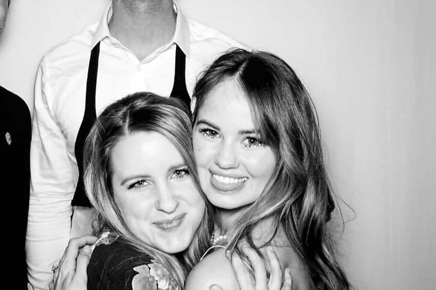 デビー・ライアンのインスタグラム：「who left that second to last pic in the photobooth?  Couldn’t have put together 48hr Party Camp in 28 days without @emmacdraper  @thechaseryan  and my parents  special shouts to  @chrishoran20  @laurenjeworski  @johnnyjfranco  @lulus @lunya @saharsanjar  @logancolephoto  @yourfriendseth  @erinmdesimone  @alexjohnson.24  @powell43  Nik and everyone else who fought for the right to party ✨see y’all next year」