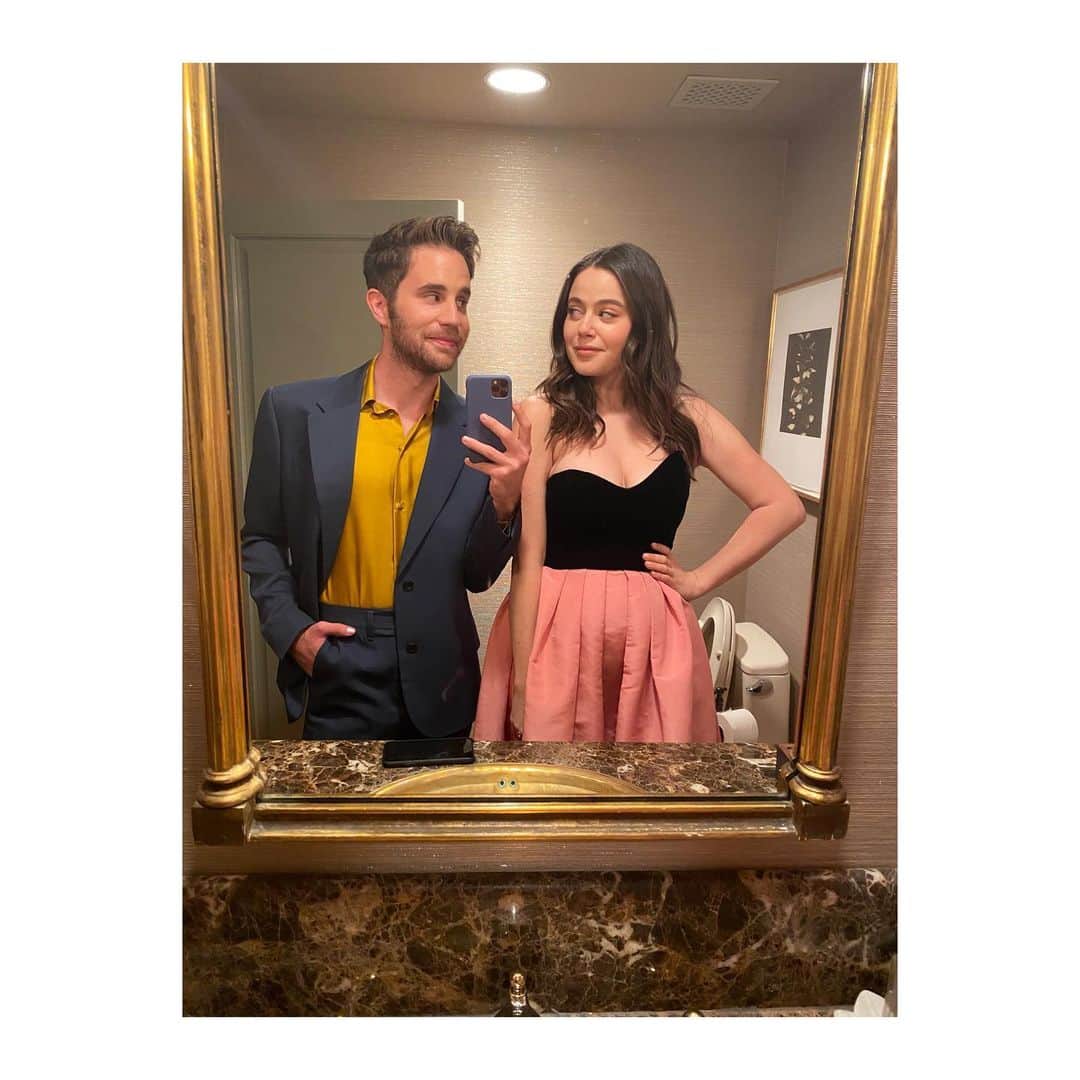 ベン・プラットのインスタグラム：「me & moll on our way to the jellicle ball」