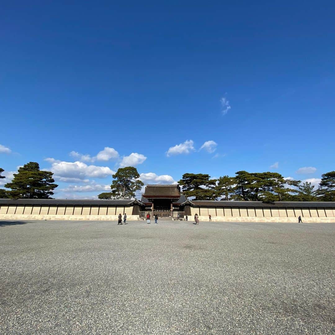 深堀圭一郎さんのインスタグラム写真 - (深堀圭一郎Instagram)「新年の数日を京都で過ごしました 歴史を感じる散歩 とても　良い時間でした ^_^  #京都御所 #散歩  #深堀圭一郎」1月4日 14時09分 - keiichirofukabori