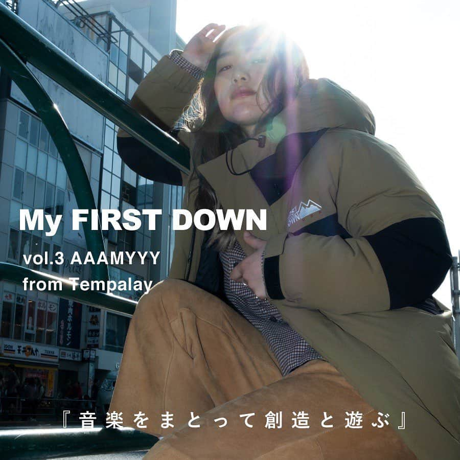 フリークスストアさんのインスタグラム写真 - (フリークスストアInstagram)「【COLUMN】MY FIRST DOWN  時代のムーブを作るアーティストはいつだって、新しいトレンドを生みだすもの。今回EYESCREAMがフォーカスするのは、1990年代のニューヨークで音楽シーンから愛され、一世を風靡したFIRST DOWN。昨年FREAK'S STOREとの別注を皮切りに復刻を果たすや否や、ユースを中心に話題を集め、またたく間に時代を象徴するアイテムとなった。 My FIRST DOWNと題した本企画ではシーンを問わず、"アクティブに活動する"3組のアーティストのMy Styleから、今のムーブを見つめていく。  詳細はTOPページのURLからご覧ください。  #freaksstore #フリークスストア #eyescream #myfirstdown #nulbarich #ナルバリッチ #jq #saucydog #サウシードッグ #aaamyyy」1月4日 14時34分 - freaksstore_official