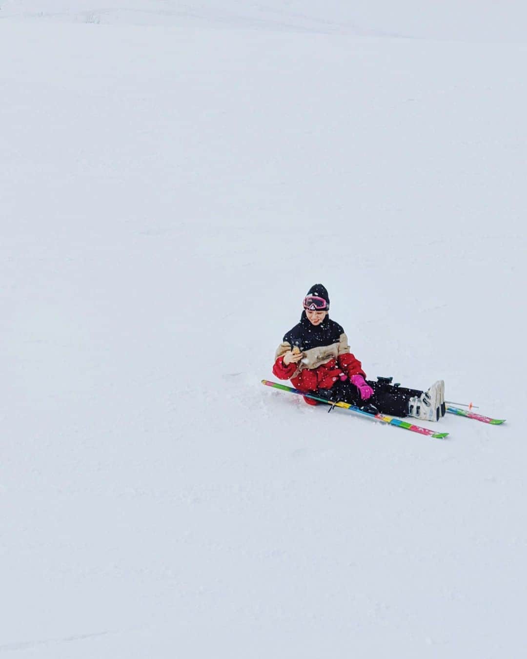 る鹿さんのインスタグラム写真 - (る鹿Instagram)「#20190104  スキーでじゃなくて、 ほぼ転んで降りてきた一日🥶 みんな怪我しないように気をつけてスキーを楽しんでね⛷❤️」1月5日 1時19分 - luluxinggg