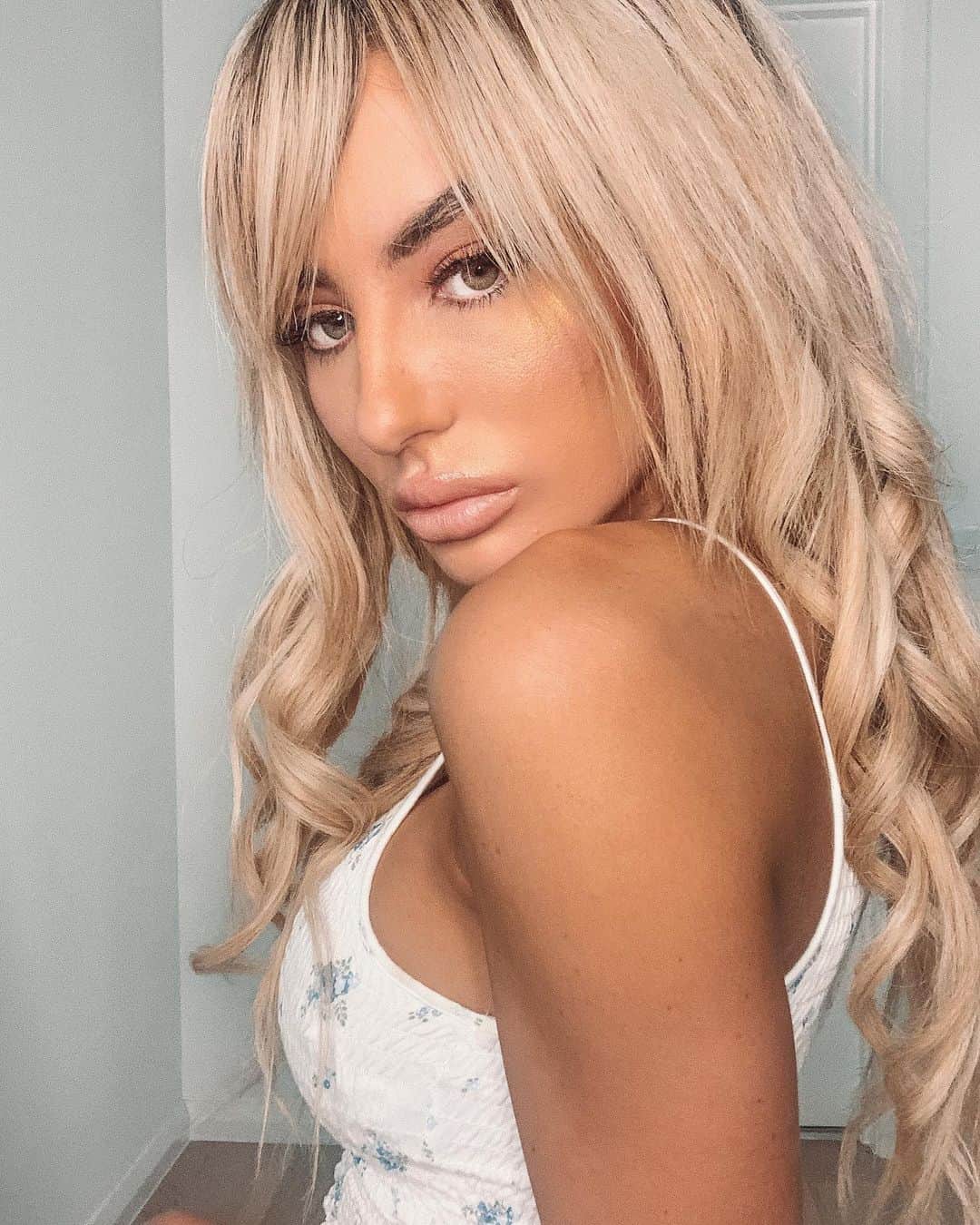 Lucie Jaidのインスタグラム：「I look like a girl but I’m actually a day for it」